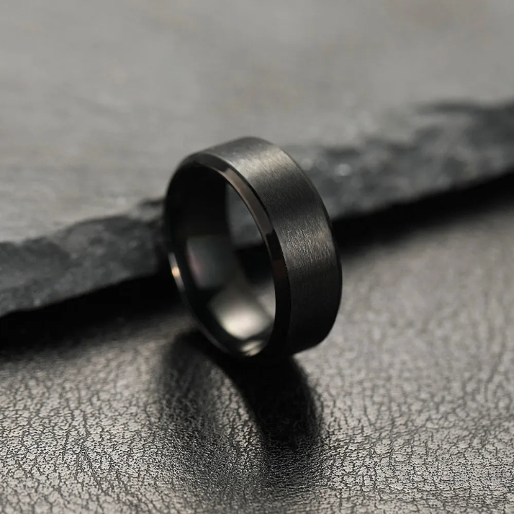 New Charm Jewelry Ring for Men Women Stainless Steel Black Rings Wedding Engagement High Quality Matte Male Accessory